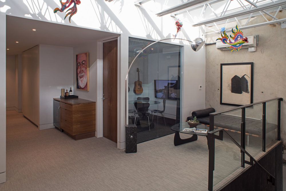 E. 7th Street Shared Office Space: 2120 E 7th St, Austin, TX 78702